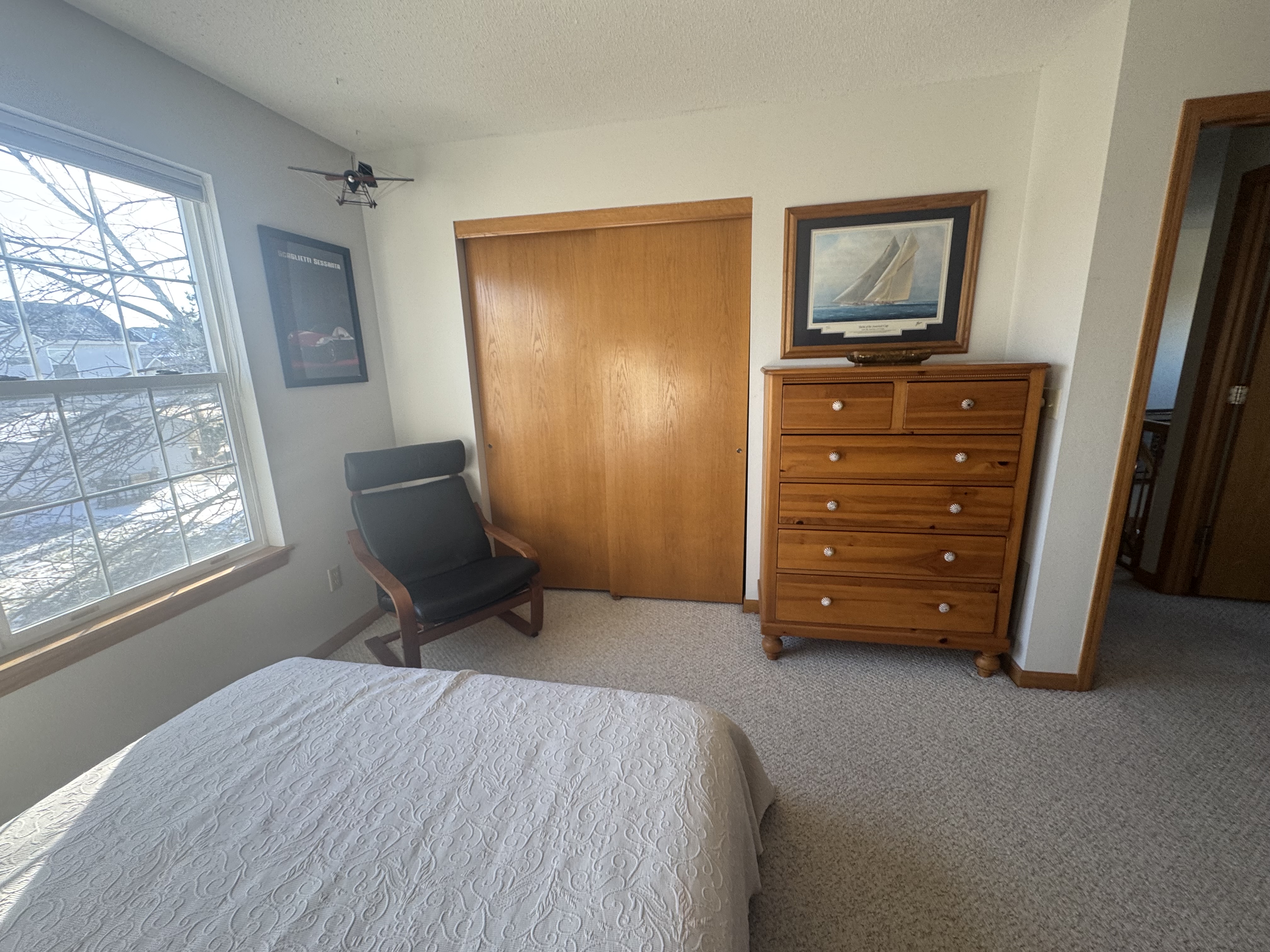 listing photo 3/9