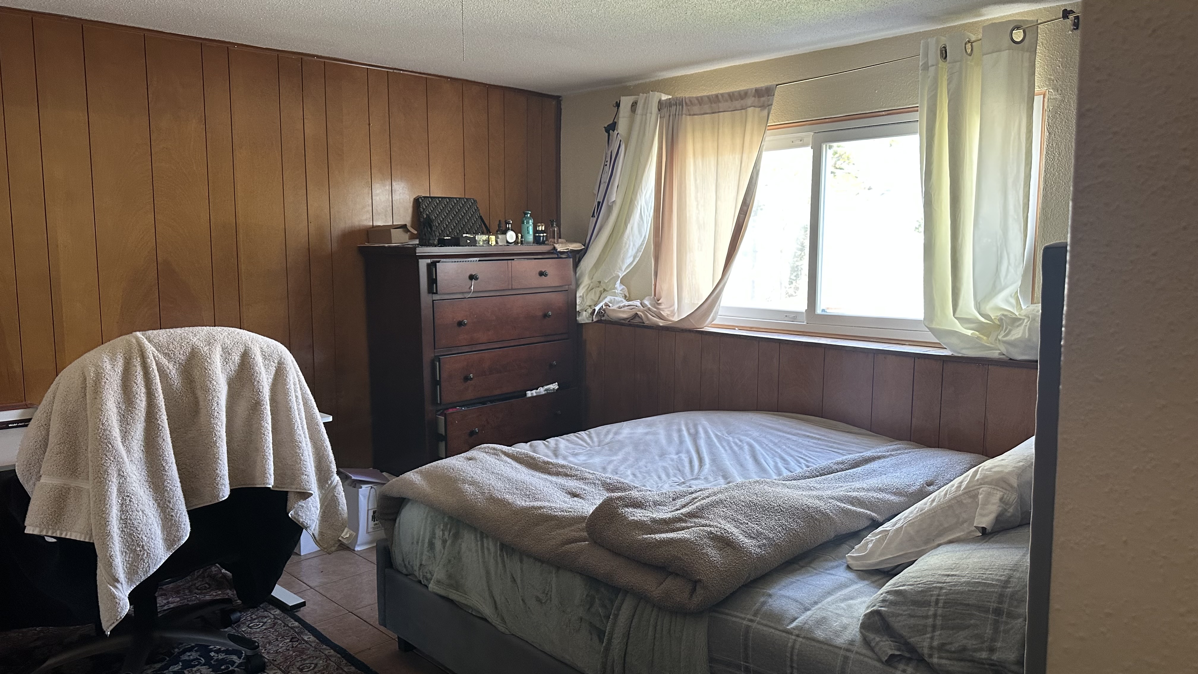 listing photo 2/6