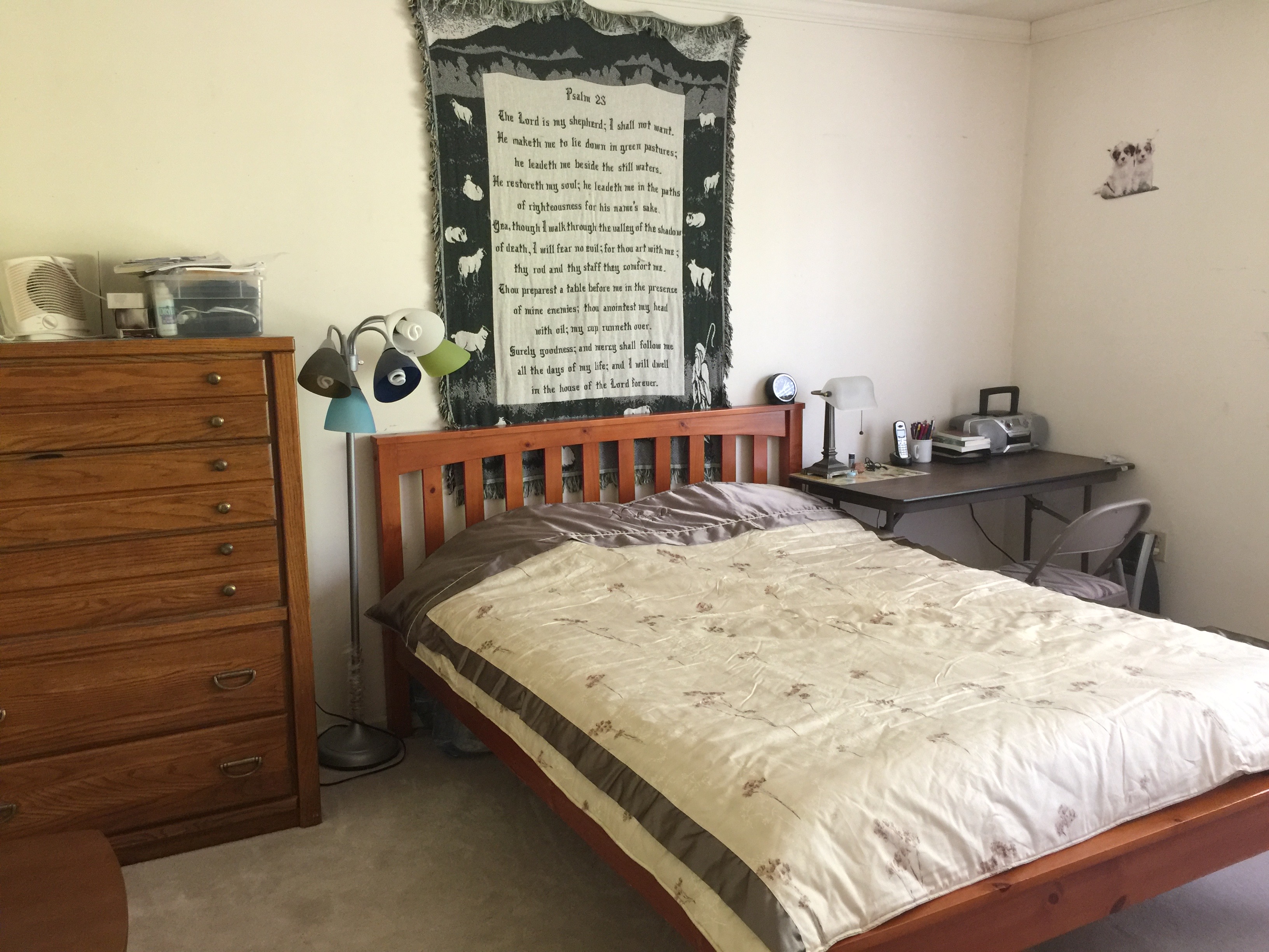 listing photo 1/2
