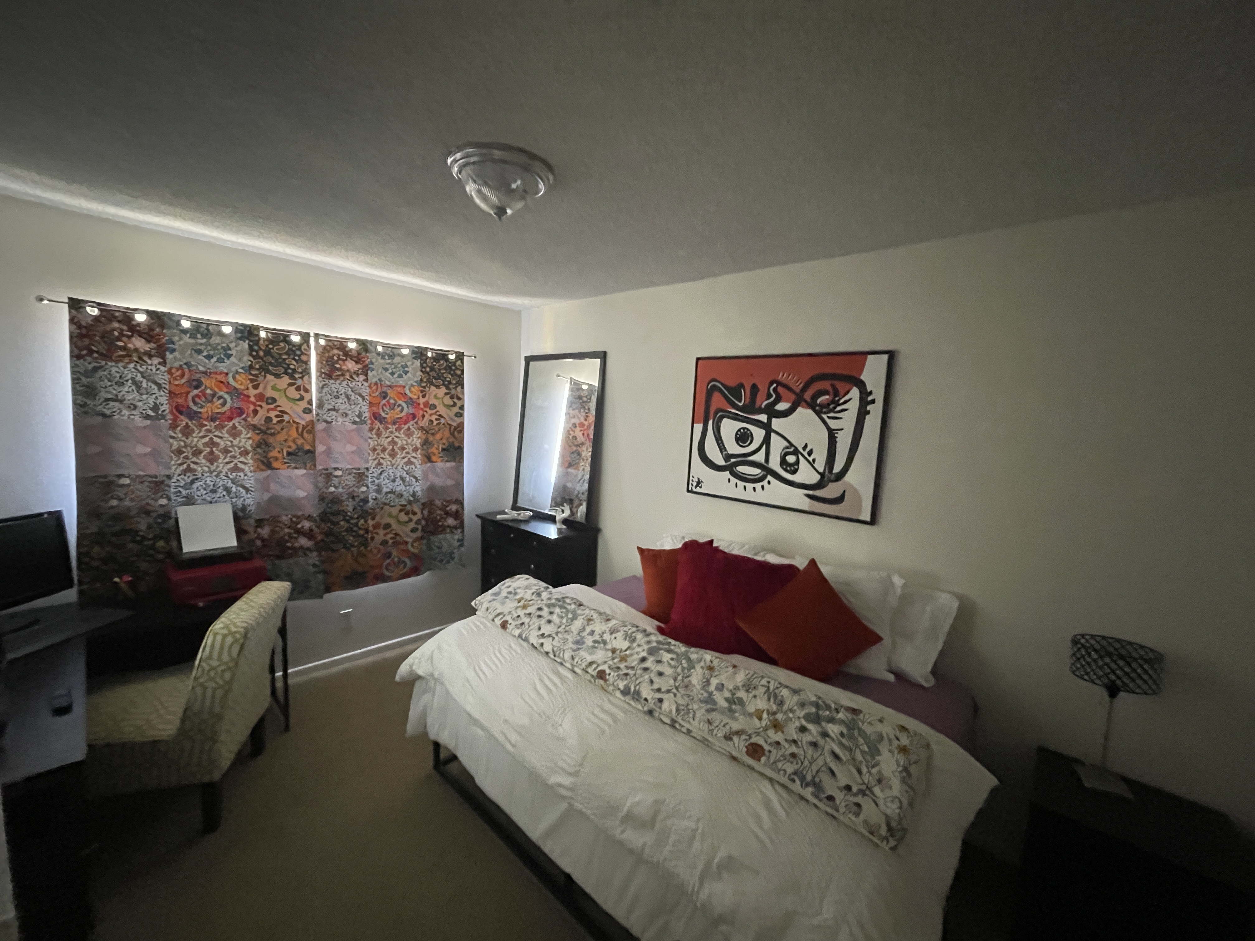 listing photo 3/6