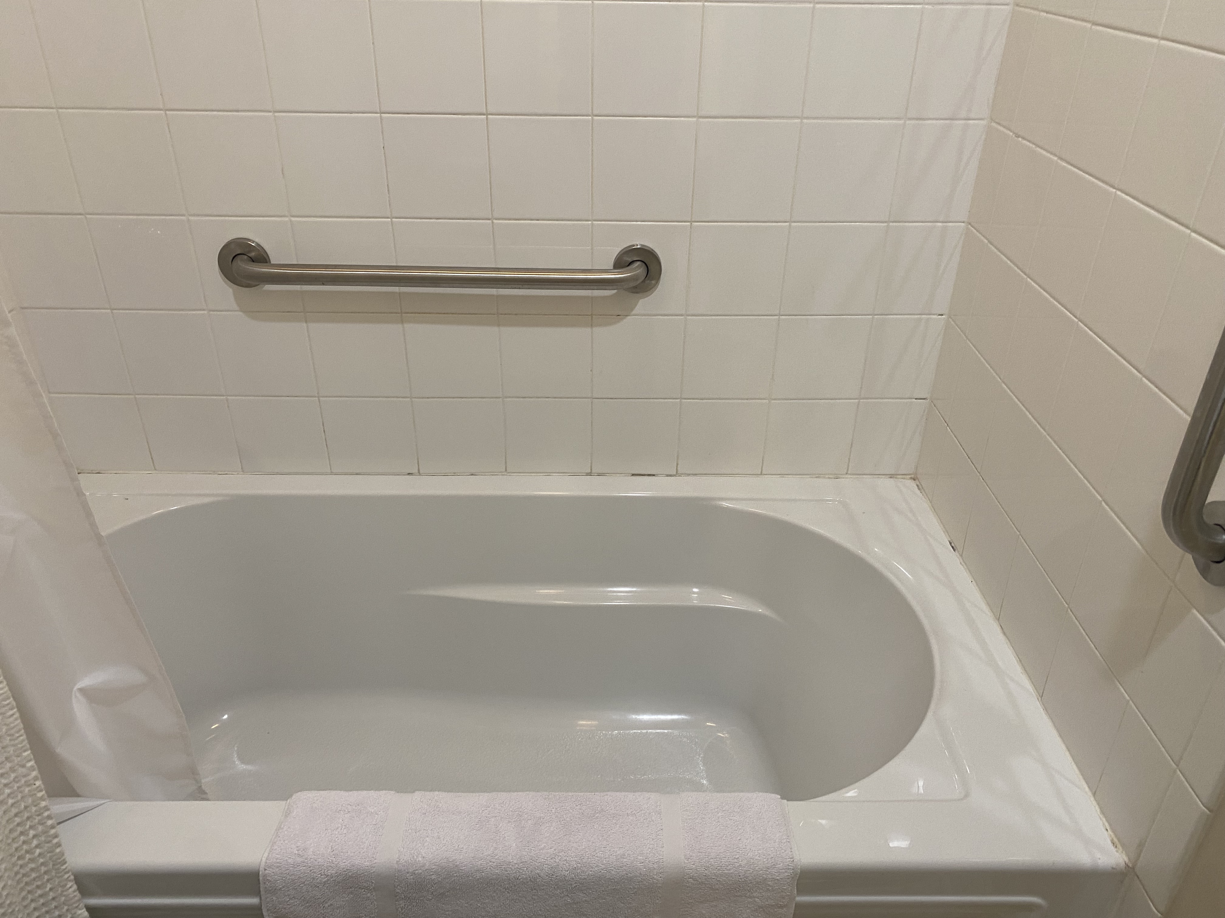 listing photo 3/5