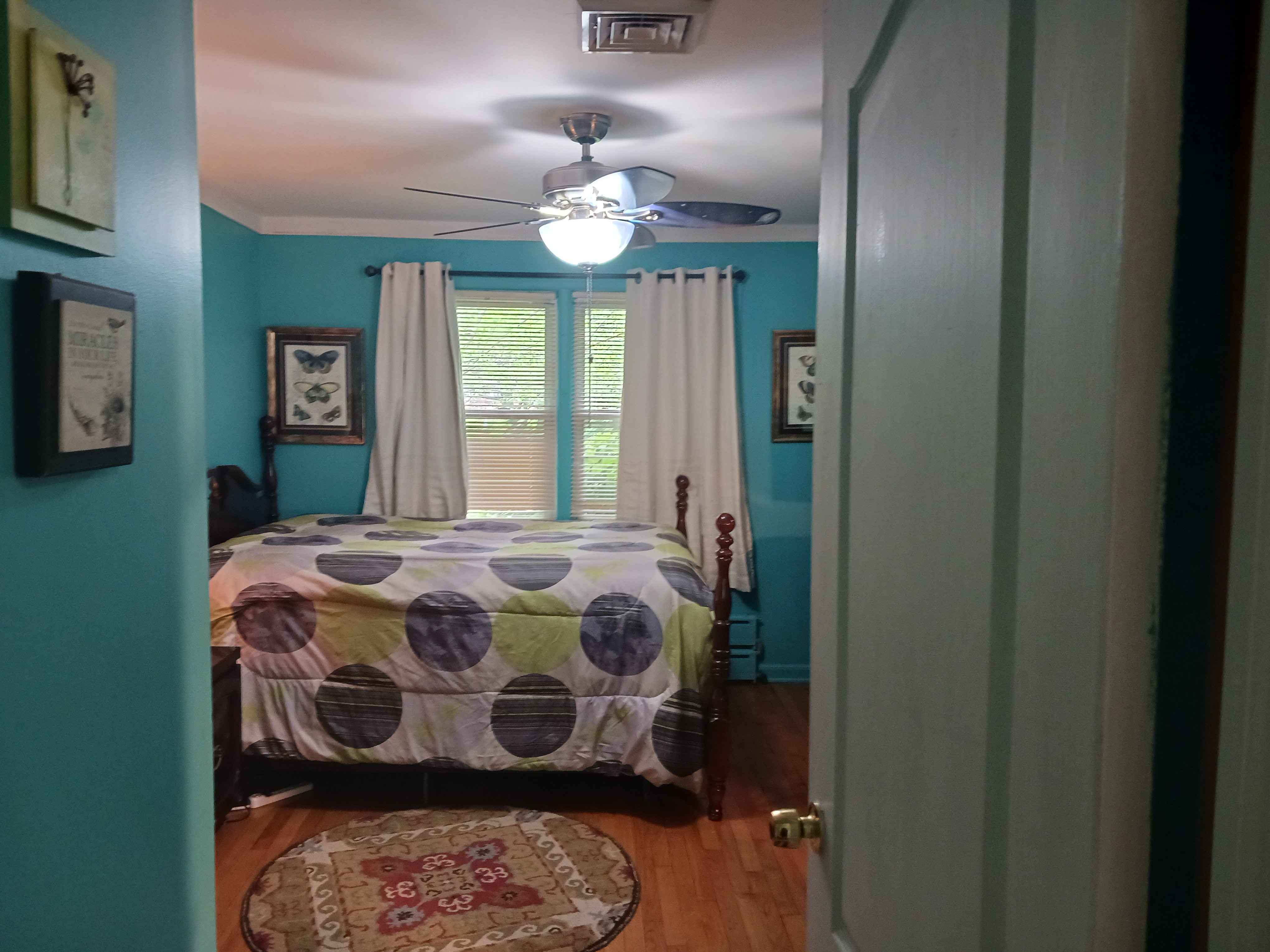 listing photo 2/10