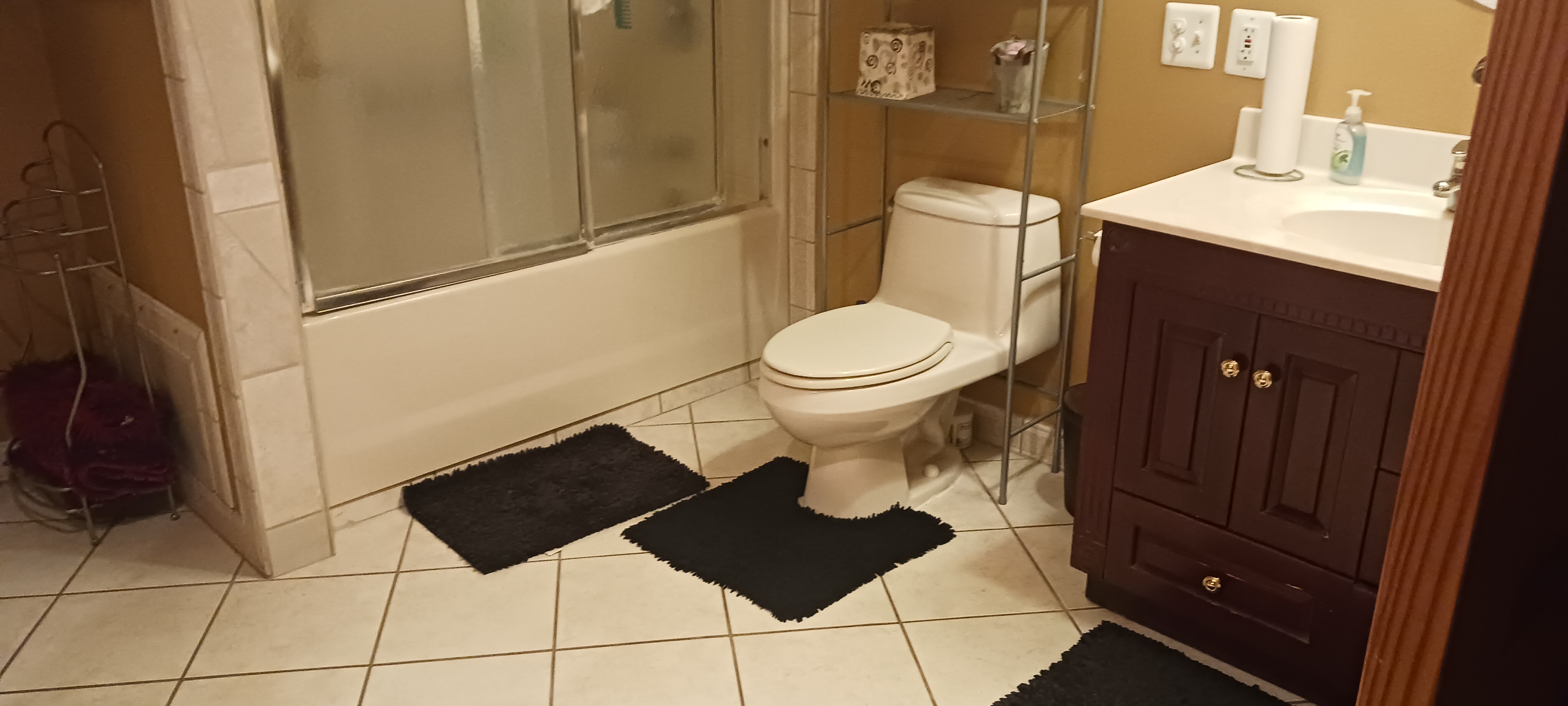 listing photo 9/10