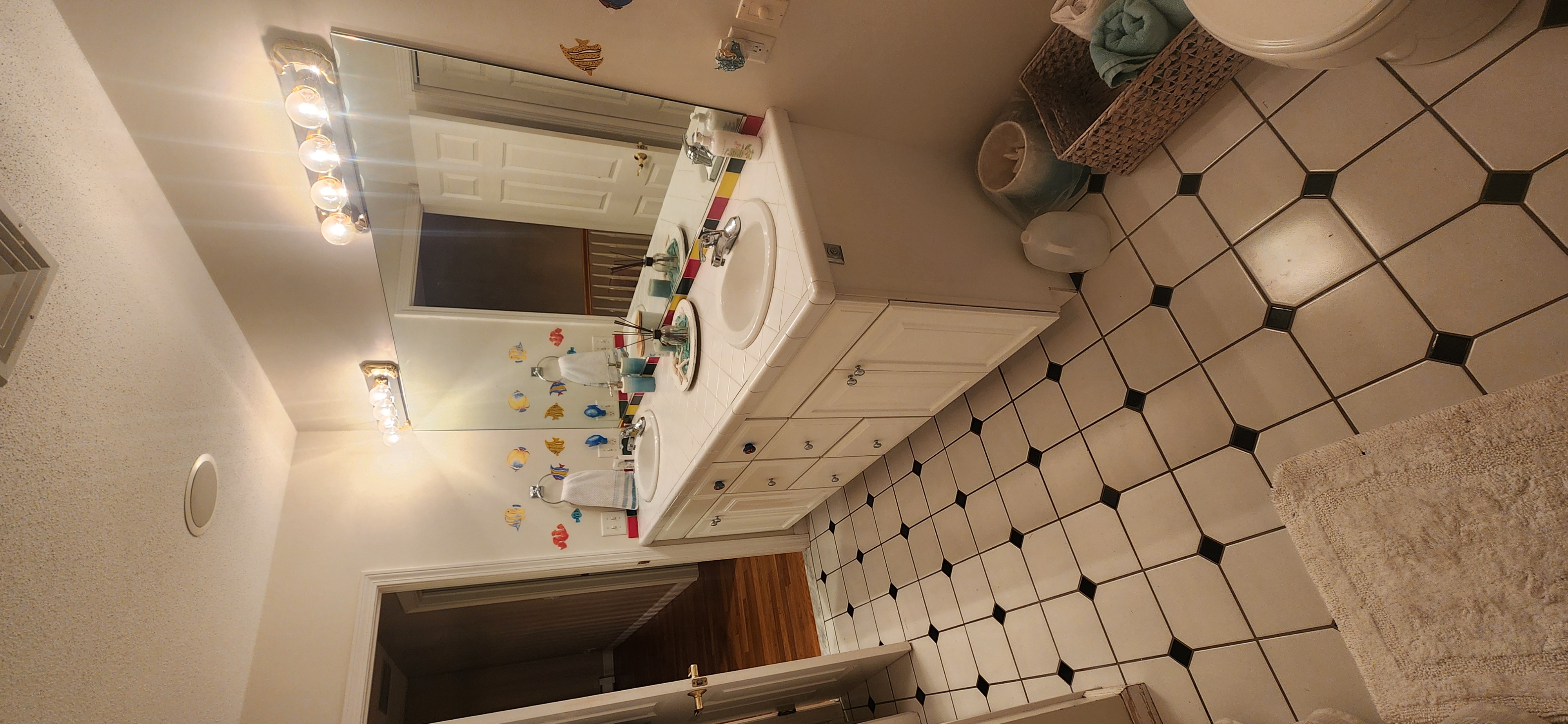 listing photo 2/3