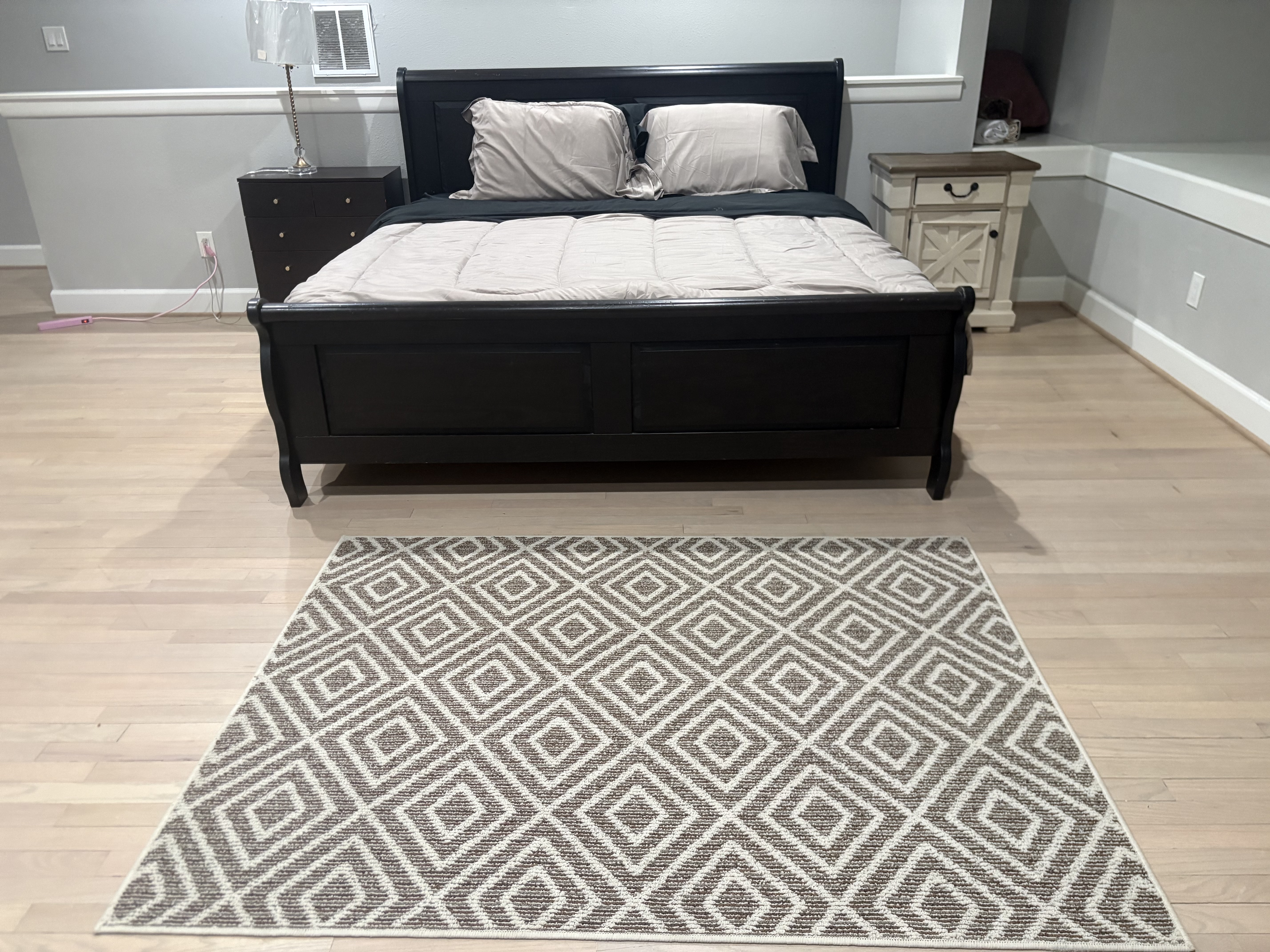 listing photo 3/9