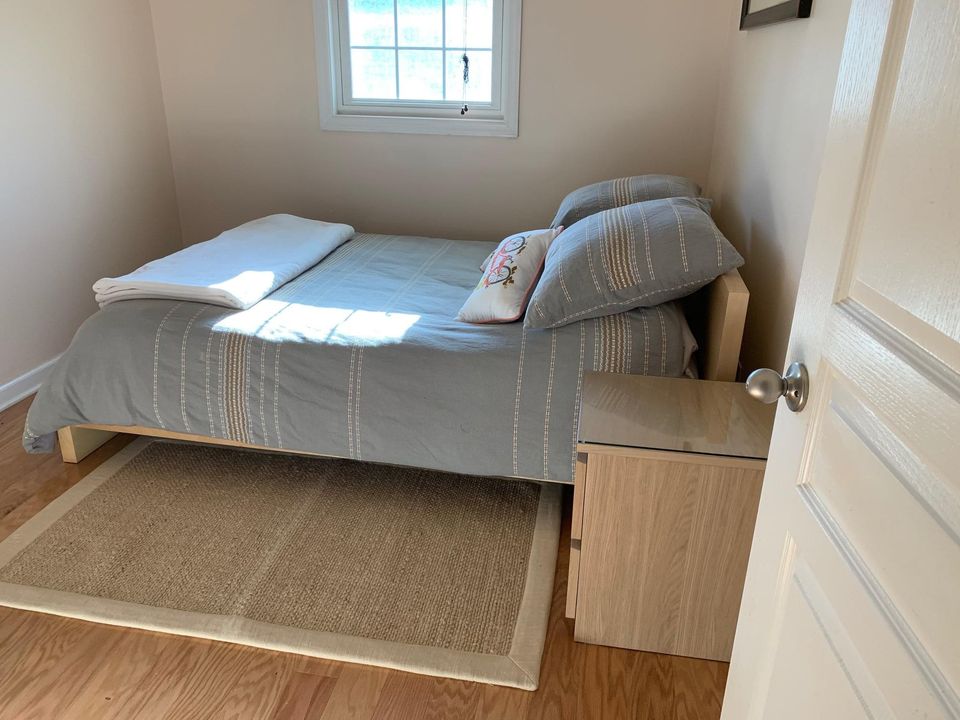 listing photo 2/4
