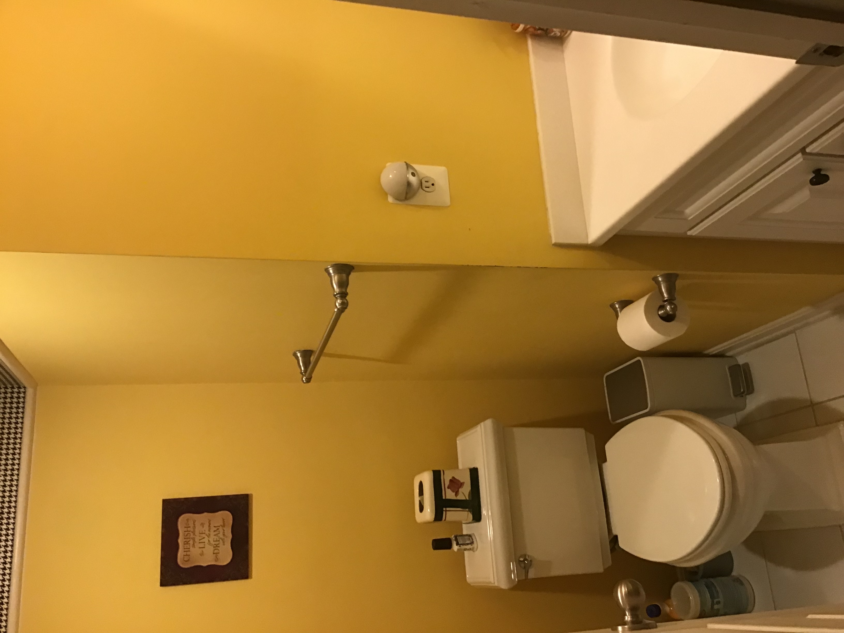 listing photo 2/3
