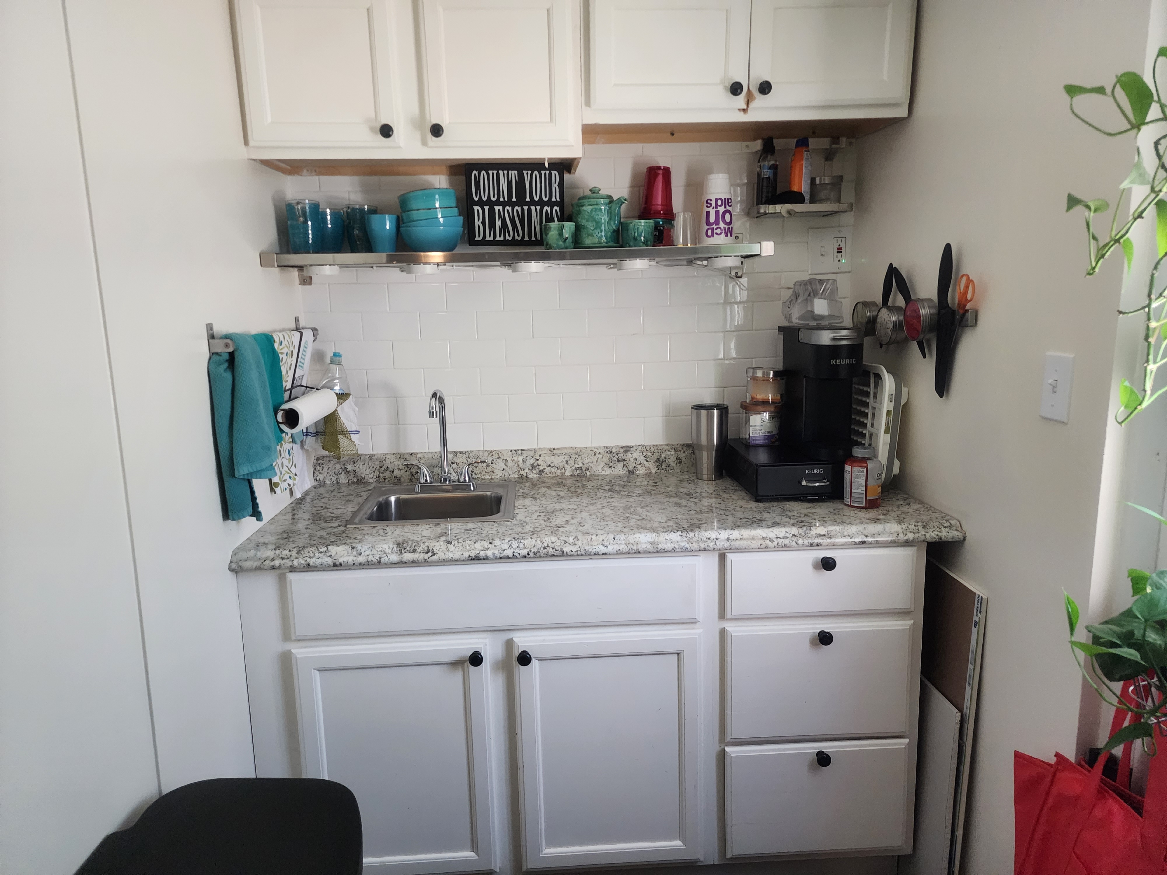 listing photo 2/2