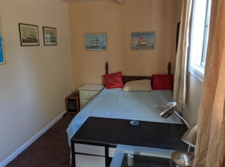listing photo 1/3