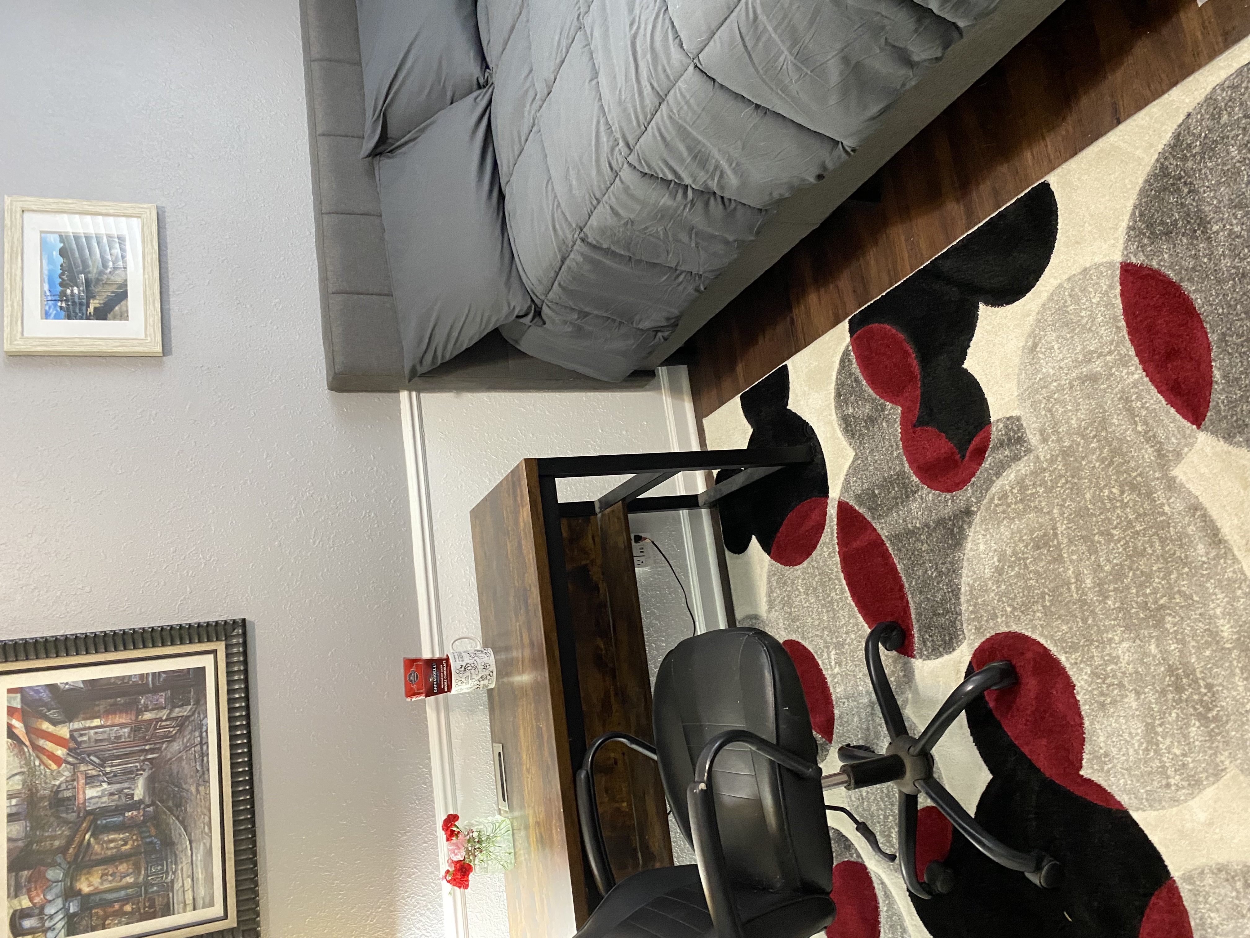 listing photo 2/5