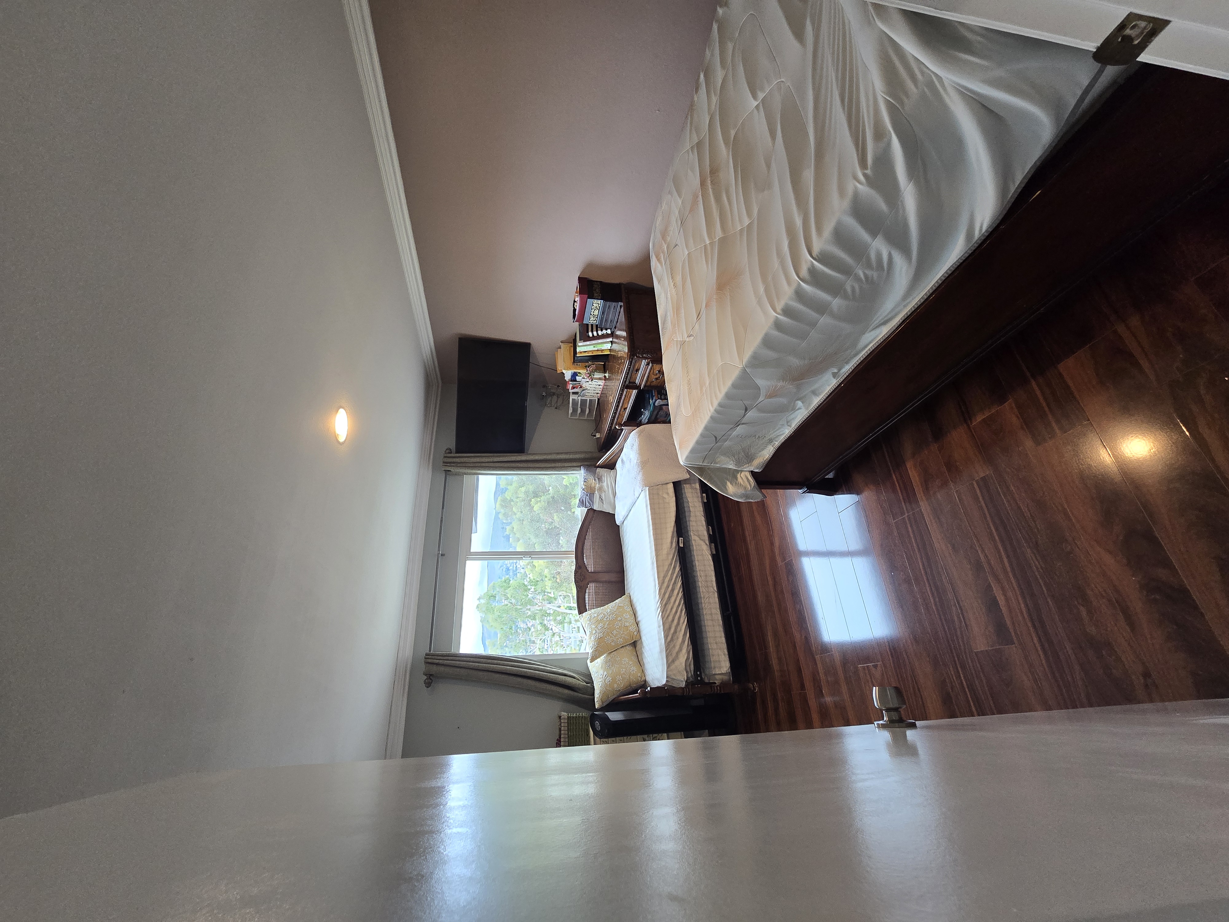 listing photo 5/11