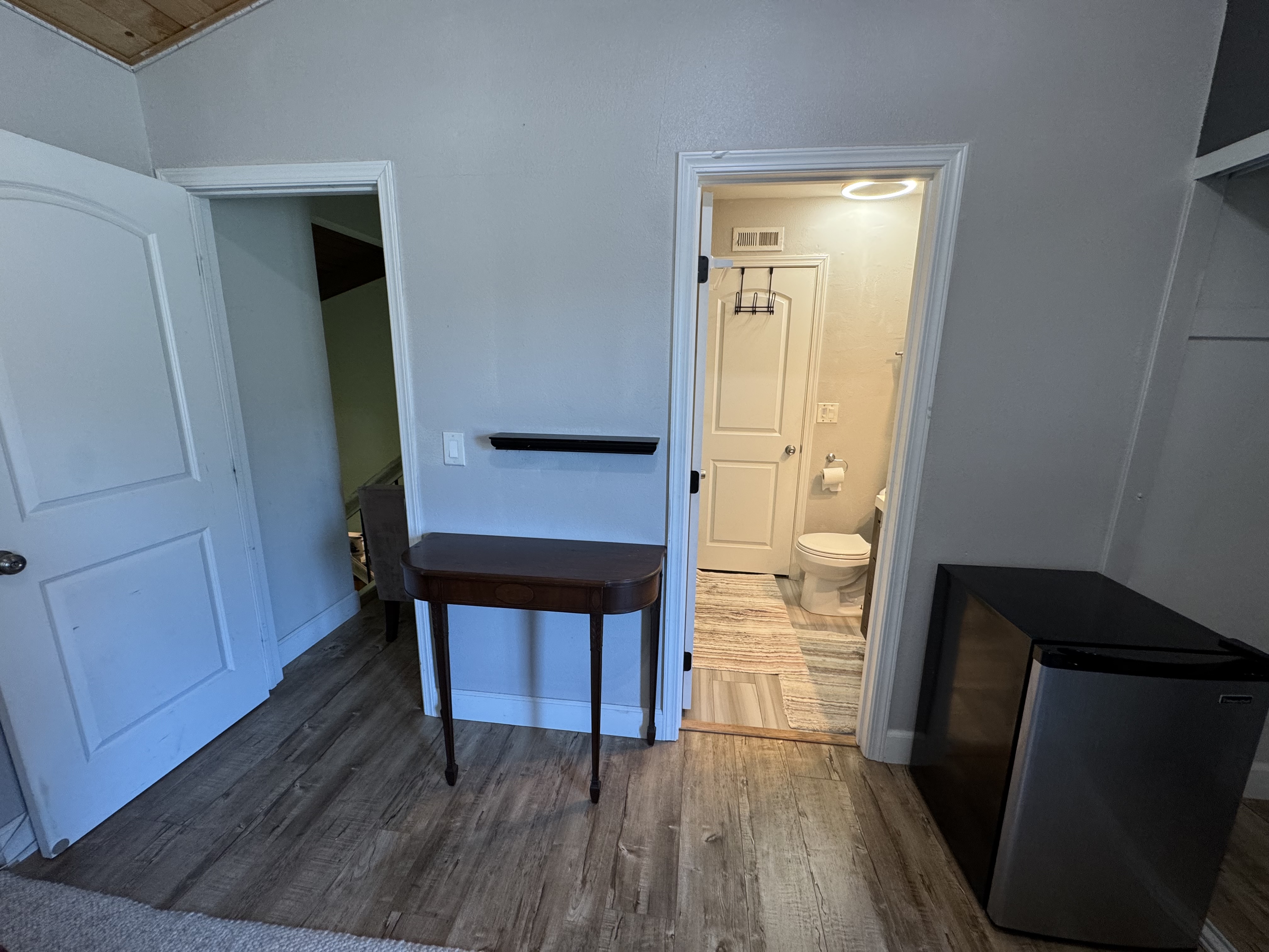 listing photo 3/10