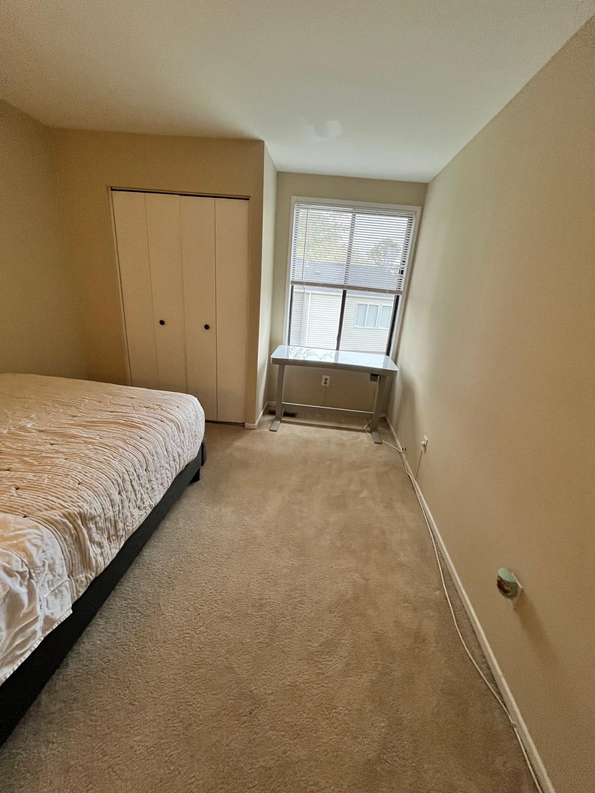 listing photo 2/5