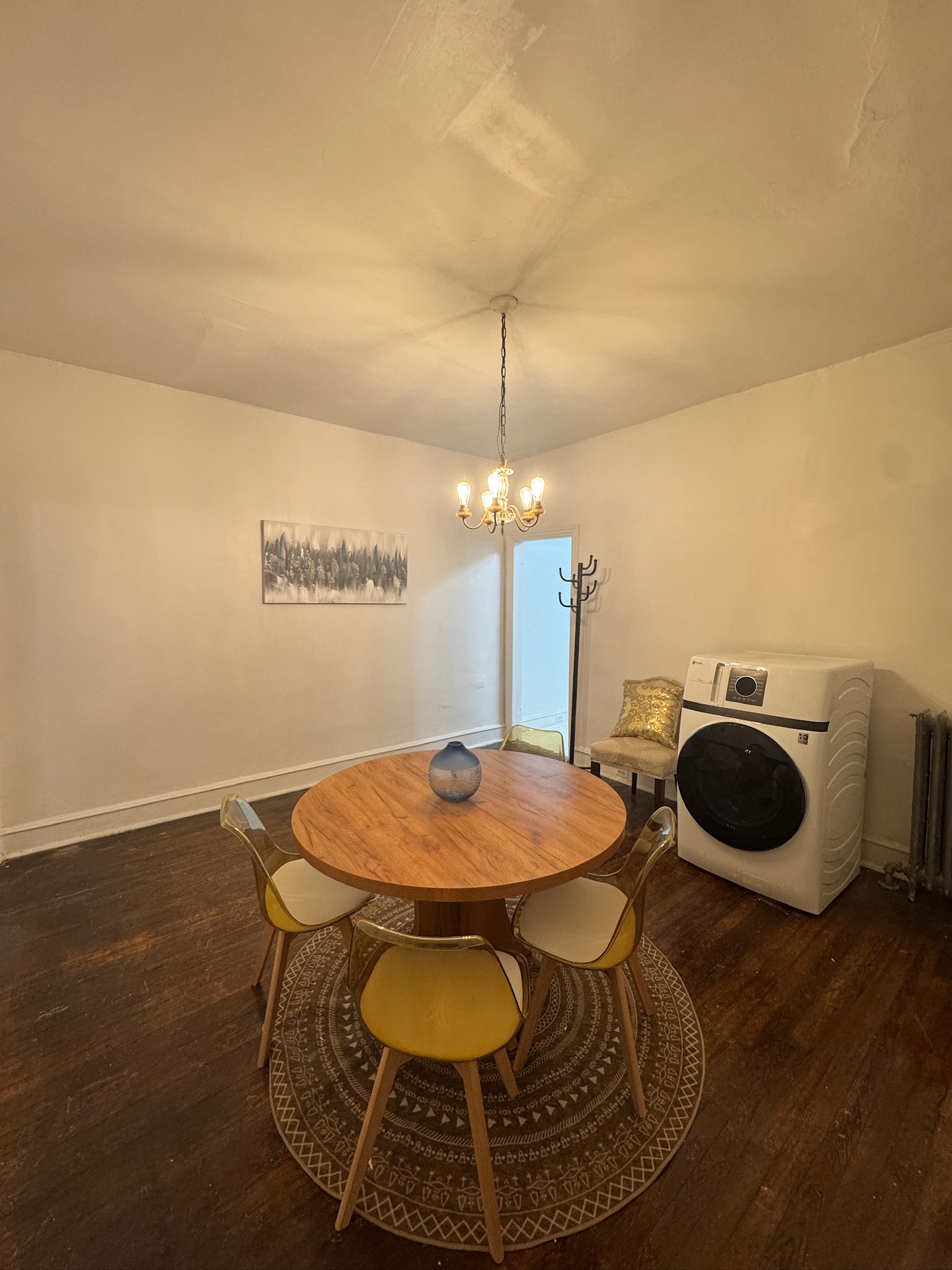 dining room.JPG