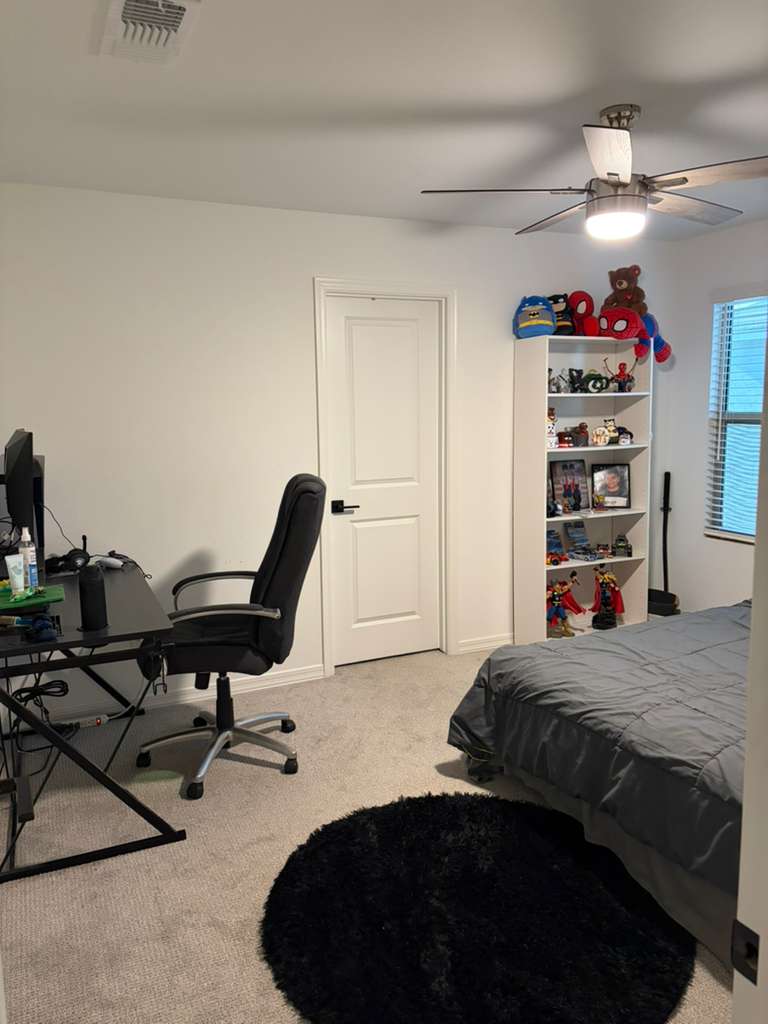 listing photo 4/5