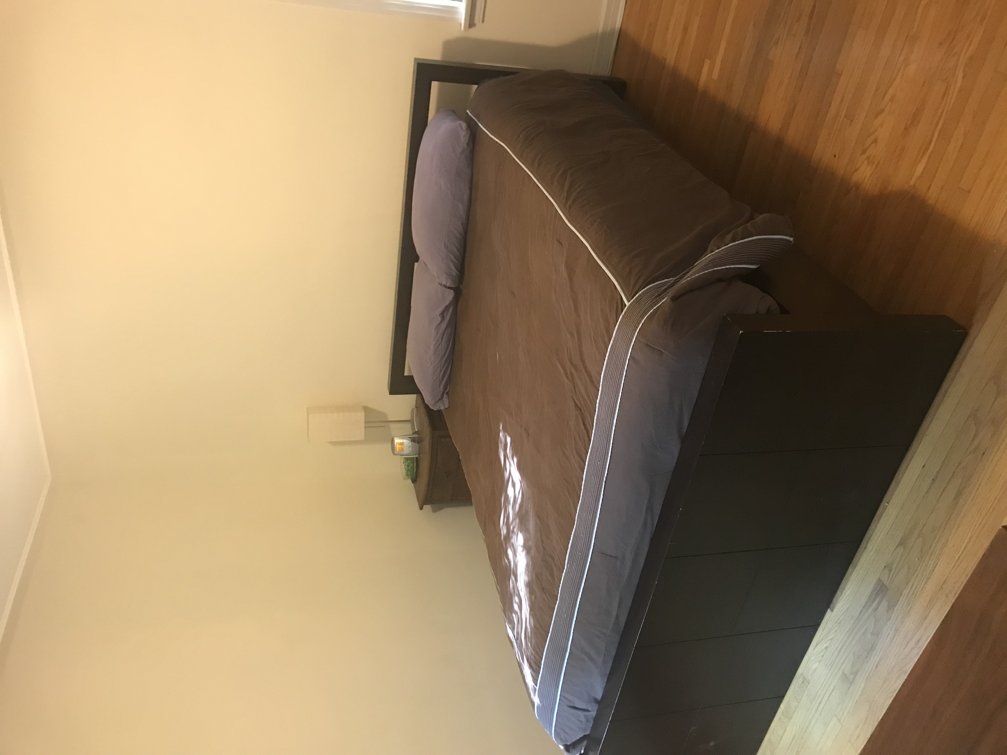 listing photo 1/6