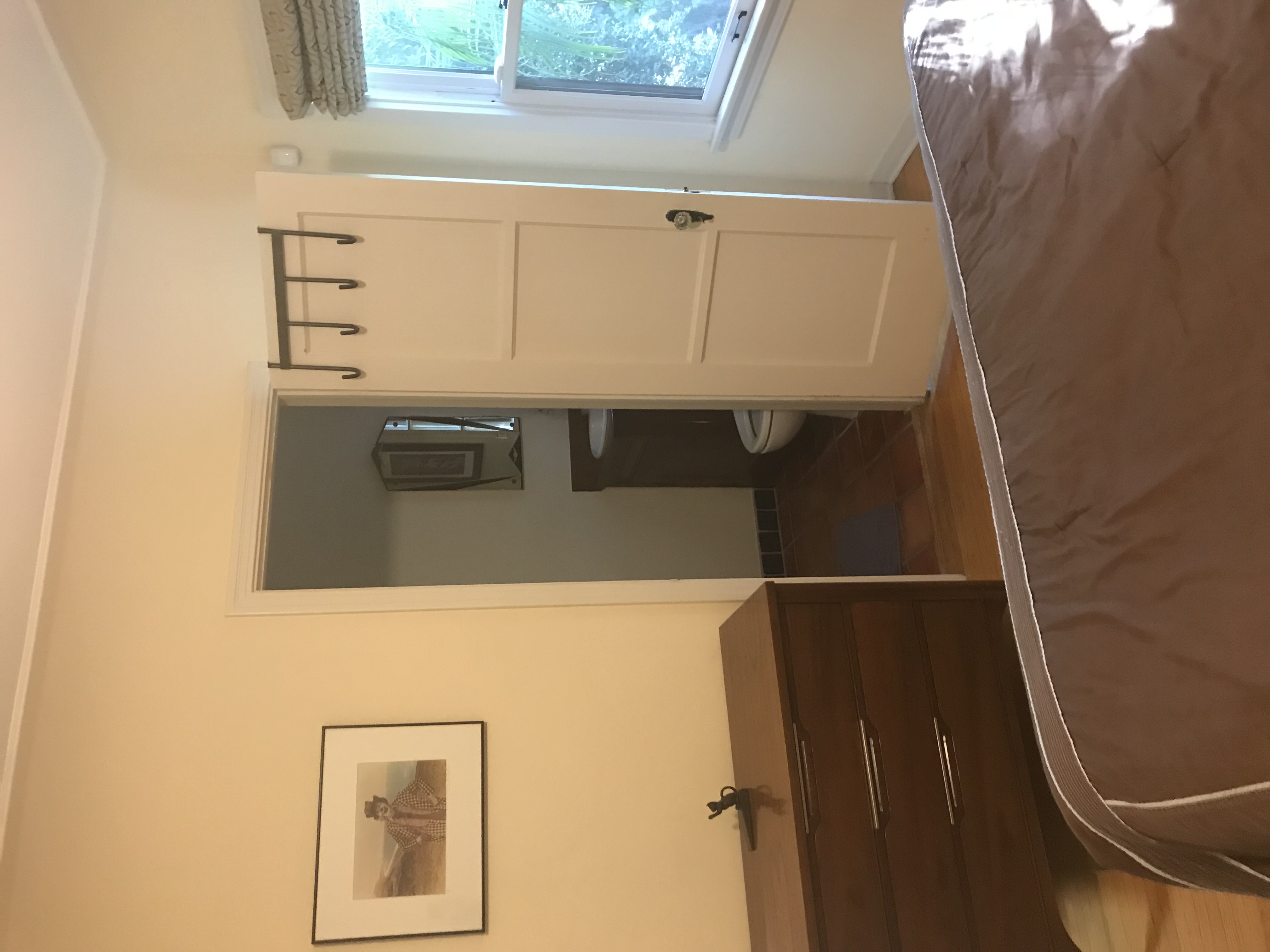 listing photo 4/6