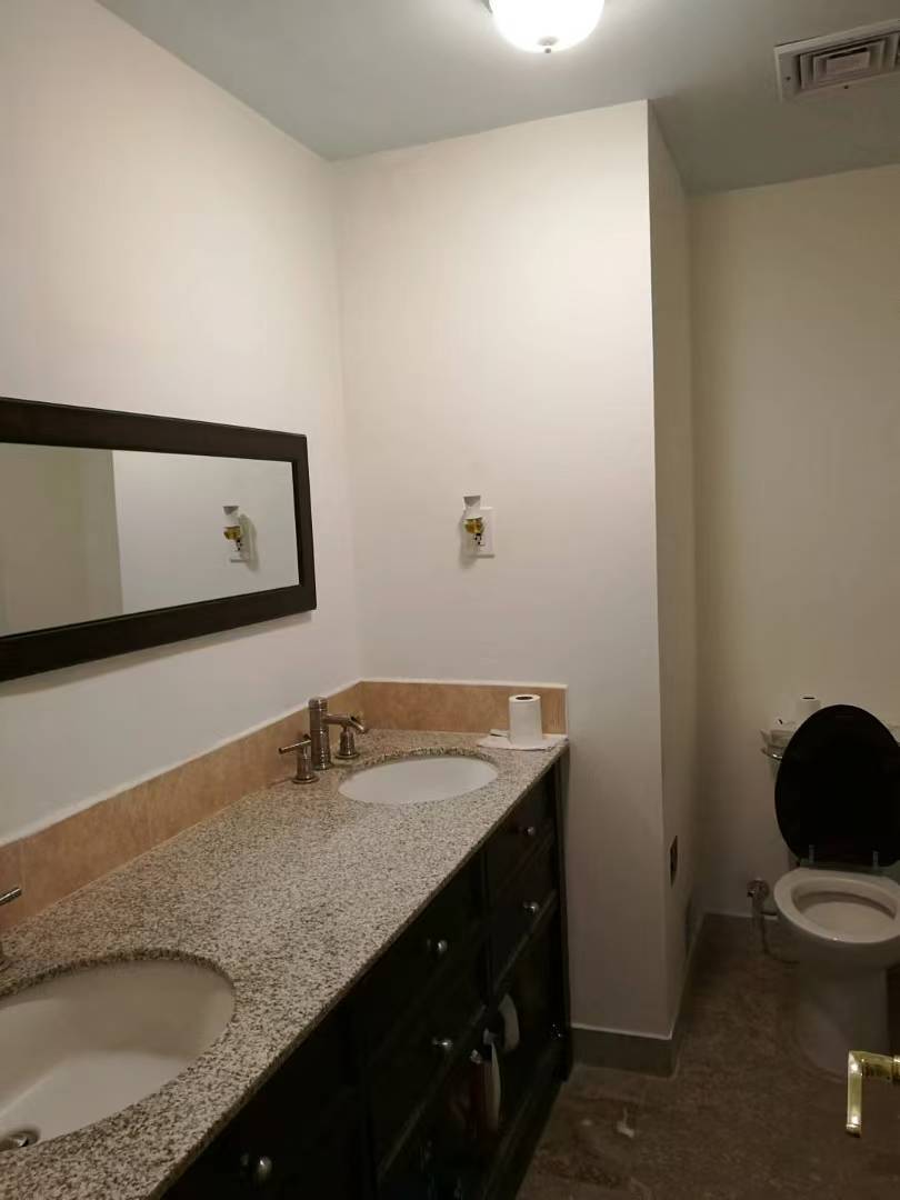 listing photo 4/4