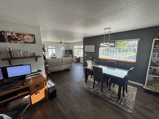 Front room.jpg