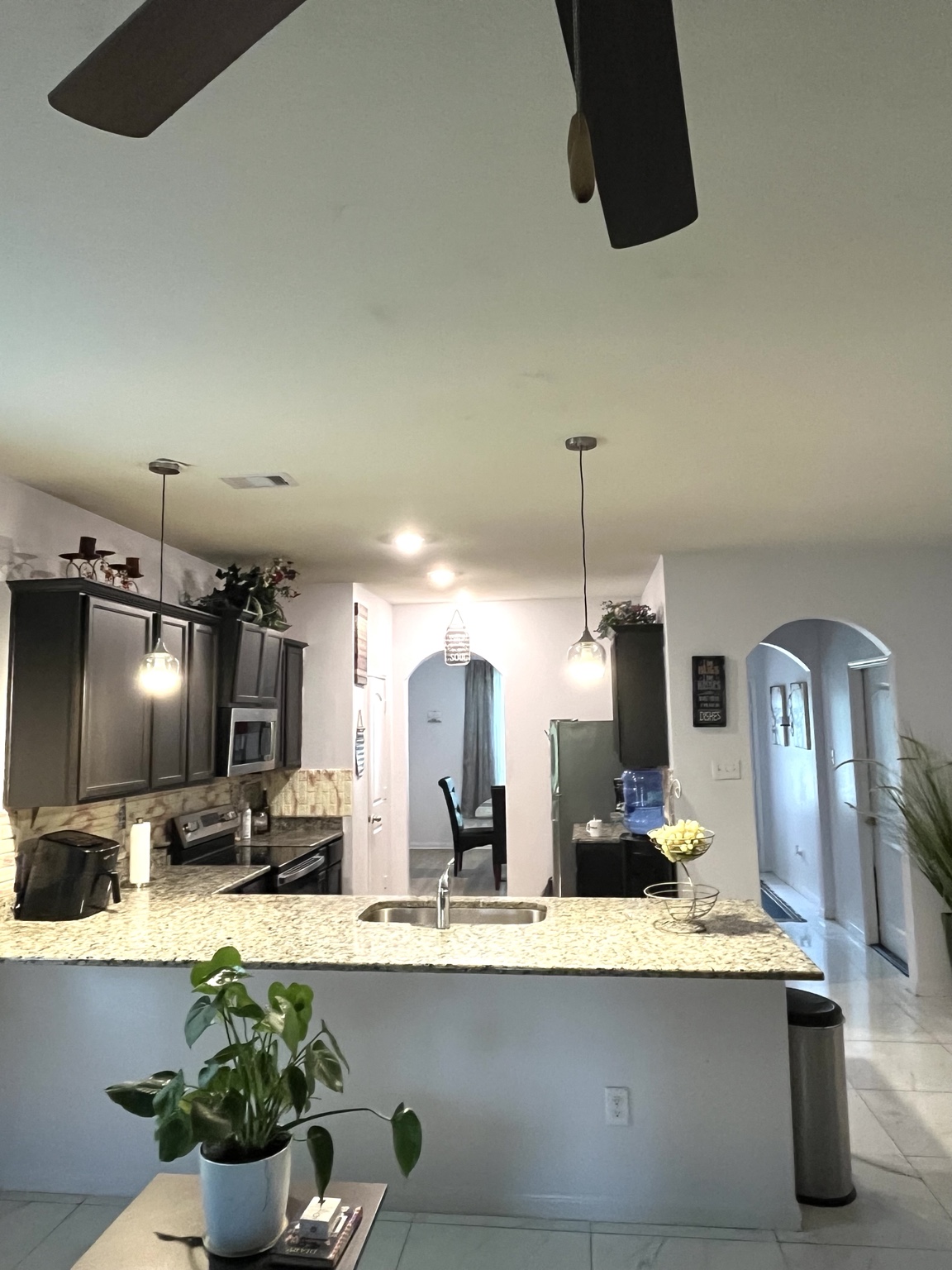 kitchen see.jpeg