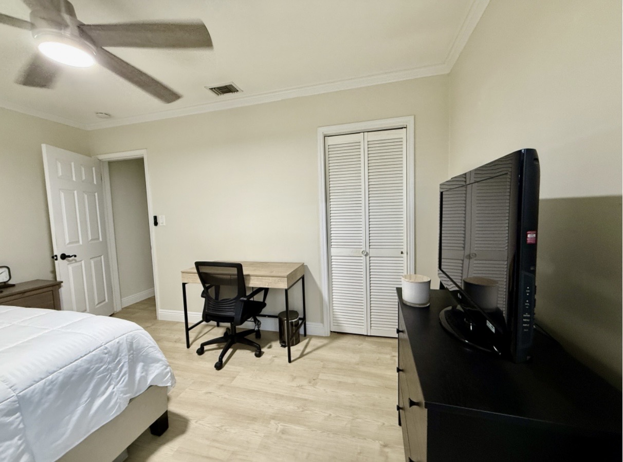 listing photo 5/6